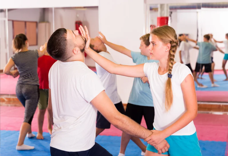 3. Projektový den ml. instruktorů, sebeobrana, prevence...